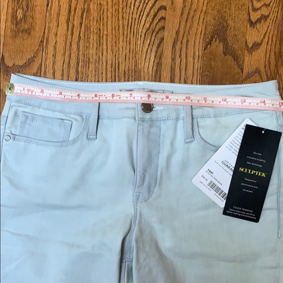 Athleta Sculptek Skinny Crop Jean - Glacier Wash - Picture 9 of 13